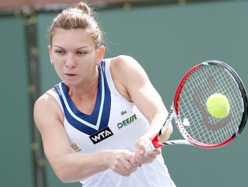 Turneul Campionilor 2014: Constănţeanca Simona Halep a învins-o pe Eugenie Bouchard: 6-2, 6-3